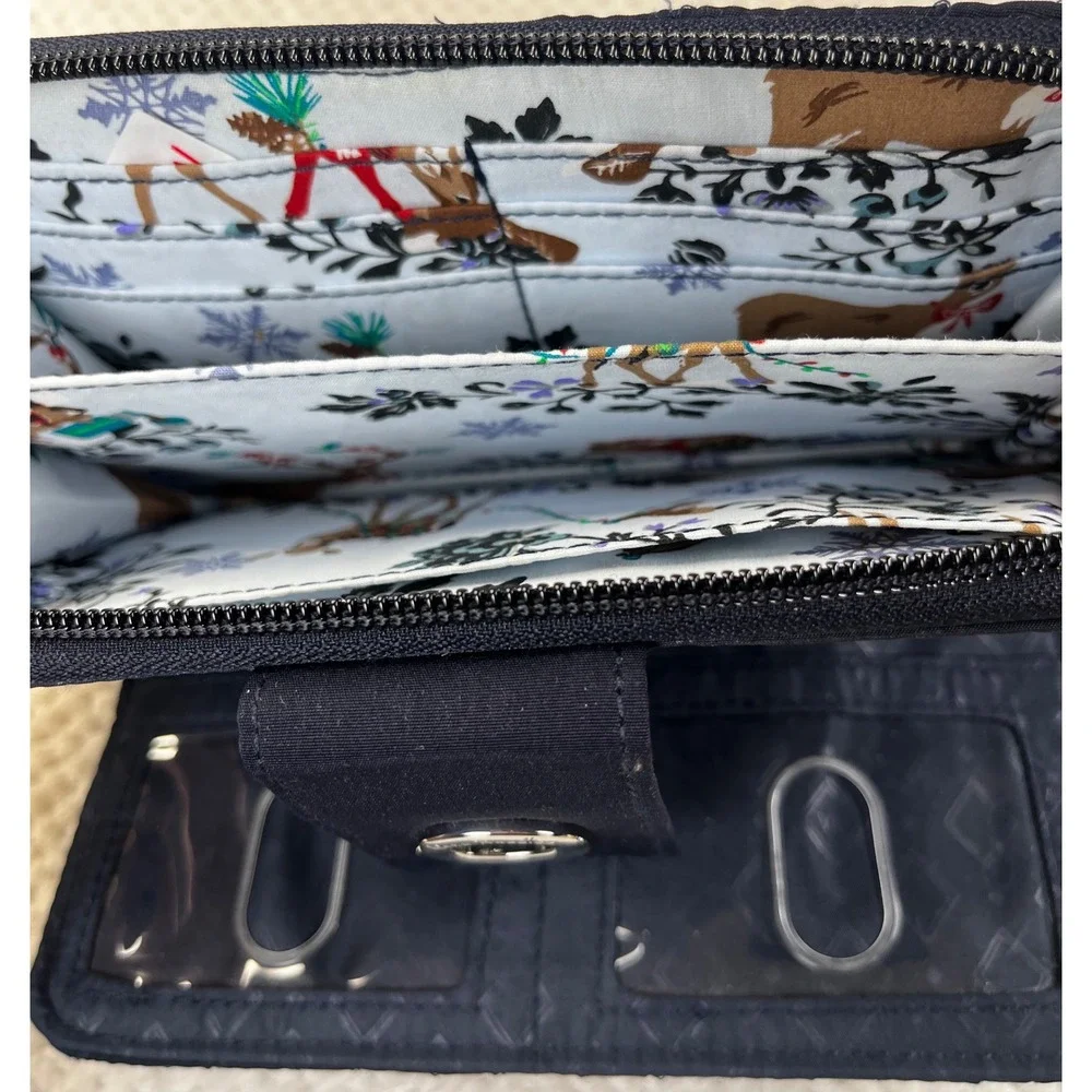 Vera Bradley‎ Quilted Navy Deer Trees Zip Around Wallet Organizer - Picture 5 of 7